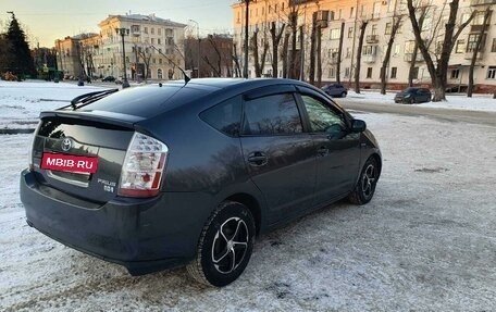 Toyota Prius, 2008 год, 825 000 рублей, 10 фотография