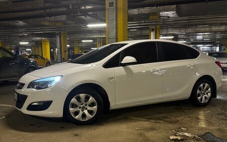 Opel Astra J, 2014 год, 1 070 000 рублей, 1 фотография