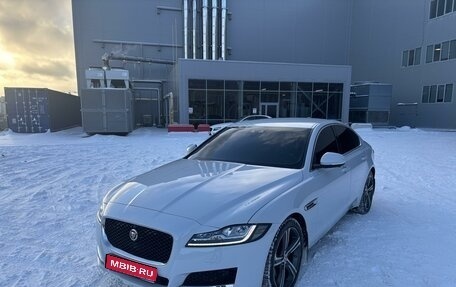 Jaguar XF II, 2016 год, 2 390 000 рублей, 1 фотография