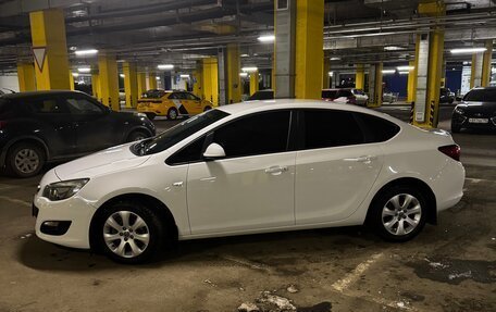 Opel Astra J, 2014 год, 1 070 000 рублей, 2 фотография