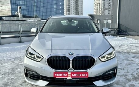 BMW 1 серия, 2019 год, 2 300 000 рублей, 4 фотография