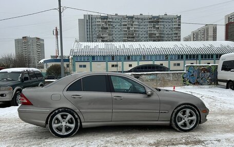 Mercedes-Benz C-Класс, 2005 год, 685 000 рублей, 5 фотография