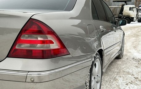 Mercedes-Benz C-Класс, 2005 год, 685 000 рублей, 9 фотография