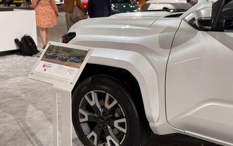 Toyota 4Runner, 2024 год, 10 333 000 рублей, 27 фотография