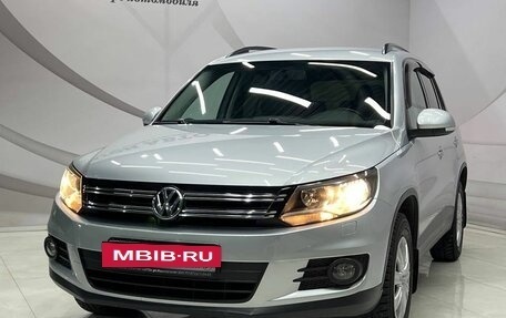 Volkswagen Tiguan I, 2012 год, 1 368 000 рублей, 2 фотография