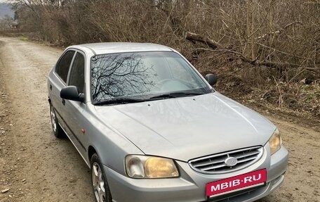 Hyundai Accent II, 2011 год, 350 000 рублей, 3 фотография