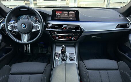 BMW 5 серия, 2018 год, 4 299 000 рублей, 14 фотография