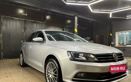 Volkswagen Jetta VI, 2015 год, 1 500 000 рублей, 2 фотография