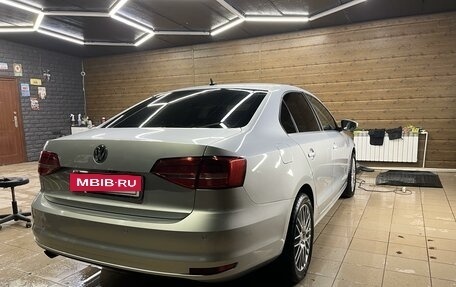 Volkswagen Jetta VI, 2015 год, 1 500 000 рублей, 4 фотография