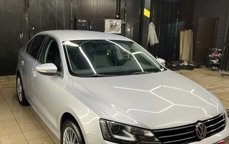 Volkswagen Jetta VI, 2015 год, 1 500 000 рублей, 3 фотография