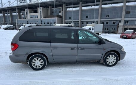 Chrysler Voyager IV, 2004 год, 800 000 рублей, 4 фотография