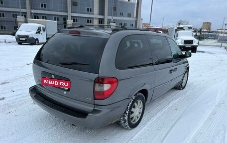 Chrysler Voyager IV, 2004 год, 800 000 рублей, 5 фотография