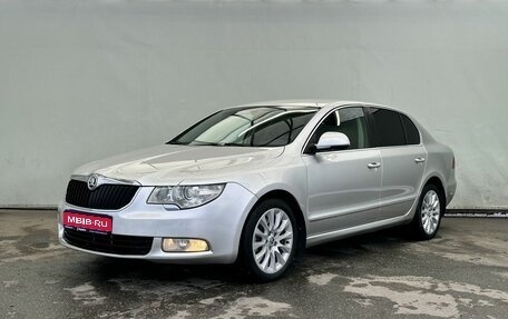 Skoda Superb III рестайлинг, 2012 год, 1 320 000 рублей, 1 фотография