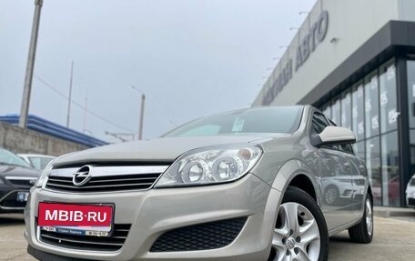 Opel Astra H, 2011 год, 790 000 рублей, 1 фотография