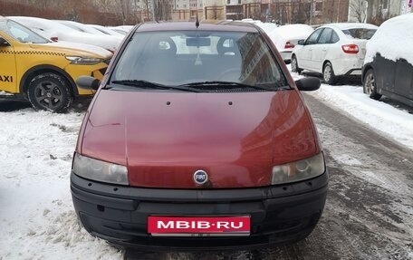 Fiat Punto III Punto Evo рестайлинг, 2001 год, 250 000 рублей, 1 фотография