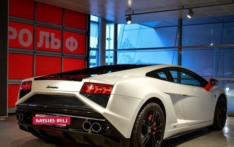 Lamborghini Gallardo I рестайлинг, 2013 год, 13 950 000 рублей, 5 фотография