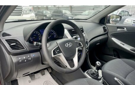 Hyundai Solaris II рестайлинг, 2013 год, 875 000 рублей, 9 фотография