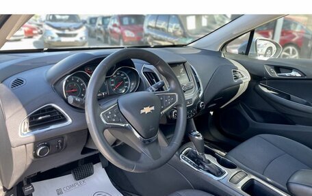 Chevrolet Cruze II, 2017 год, 1 387 000 рублей, 10 фотография