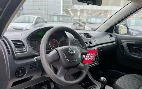 Skoda Fabia II, 2010 год, 640 000 рублей, 10 фотография