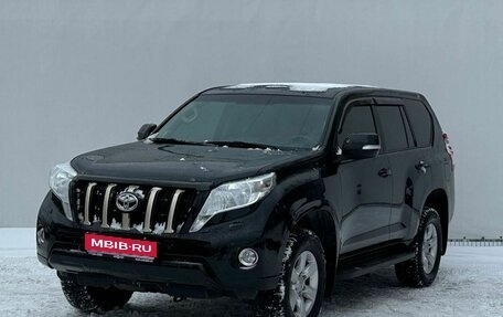 Toyota Land Cruiser Prado 150 рестайлинг 2, 2014 год, 2 995 000 рублей, 1 фотография