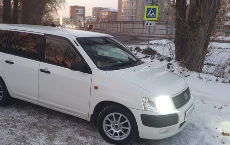 Toyota Succeed I рестайлинг, 2002 год, 650 000 рублей, 1 фотография