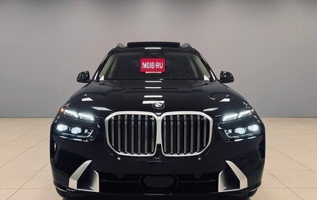 BMW X7, 2023 год, 17 500 000 рублей, 3 фотография