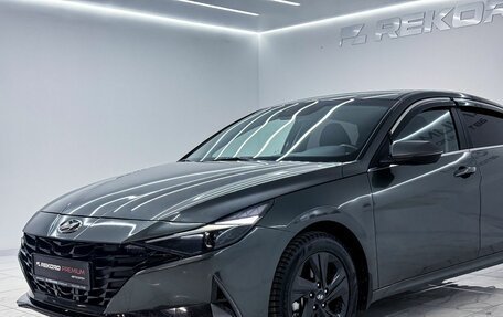 Hyundai Elantra, 2022 год, 2 390 000 рублей, 2 фотография