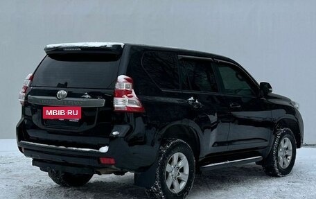 Toyota Land Cruiser Prado 150 рестайлинг 2, 2014 год, 2 995 000 рублей, 5 фотография