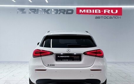 Mercedes-Benz A-Класс, 2018 год, 3 050 000 рублей, 9 фотография