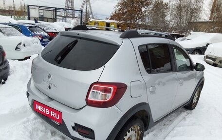 Renault Sandero II рестайлинг, 2017 год, 699 000 рублей, 3 фотография