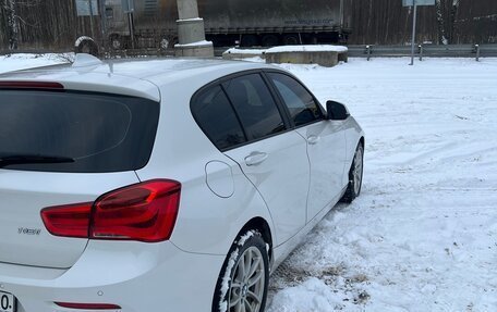 BMW 1 серия, 2017 год, 1 900 000 рублей, 4 фотография