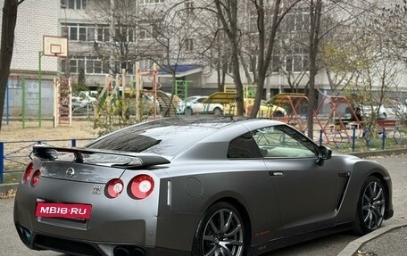 Nissan GT-R, 2010 год, 5 800 000 рублей, 4 фотография