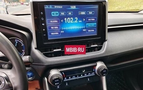 Toyota RAV4, 2020 год, 3 655 000 рублей, 11 фотография