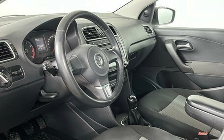 Volkswagen Polo VI (EU Market), 2014 год, 929 000 рублей, 11 фотография