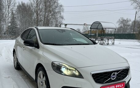 Volvo V40 Cross Country I, 2013 год, 1 490 000 рублей, 1 фотография