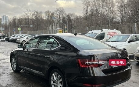 Skoda Superb III рестайлинг, 2018 год, 2 200 000 рублей, 6 фотография