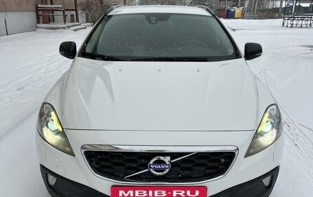 Volvo V40 Cross Country I, 2013 год, 1 490 000 рублей, 2 фотография