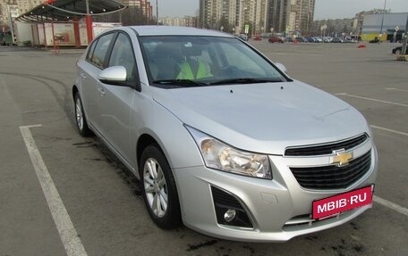 Chevrolet Cruze II, 2014 год, 850 000 рублей, 3 фотография