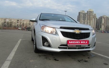 Chevrolet Cruze II, 2014 год, 850 000 рублей, 2 фотография