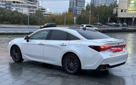 Toyota Avalon, 2021 год, 2 900 000 рублей, 3 фотография