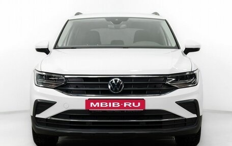 Volkswagen Tiguan II, 2021 год, 3 149 000 рублей, 2 фотография