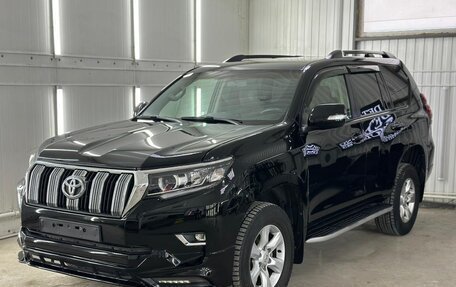 Toyota Land Cruiser Prado 150 рестайлинг 2, 2013 год, 3 700 000 рублей, 1 фотография