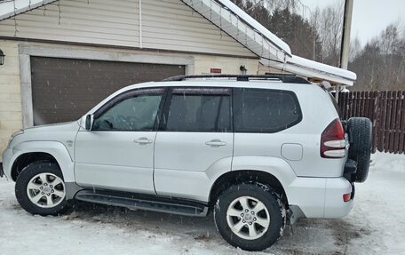 Toyota Land Cruiser Prado 120 рестайлинг, 2003 год, 1 850 000 рублей, 5 фотография