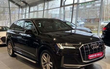 Audi Q7, 2023 год, 12 870 000 рублей, 3 фотография