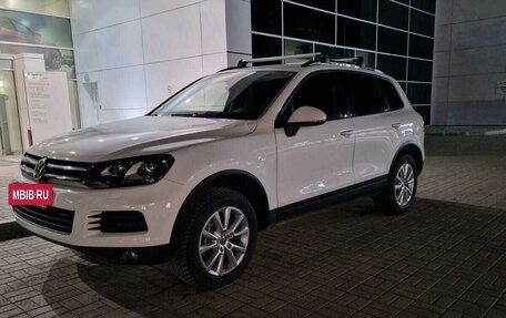 Volkswagen Touareg III, 2013 год, 2 300 000 рублей, 2 фотография