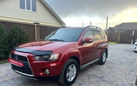 Mitsubishi Outlander III рестайлинг 3, 2011 год, 1 400 000 рублей, 18 фотография