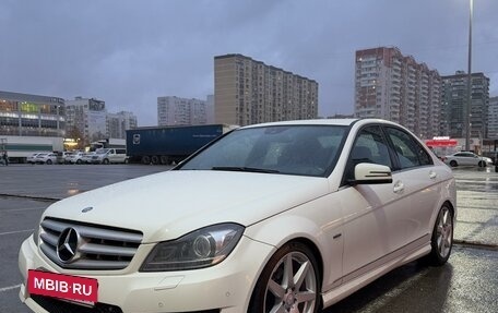 Mercedes-Benz C-Класс, 2011 год, 1 700 000 рублей, 7 фотография