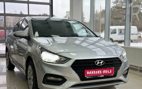 Hyundai Solaris II рестайлинг, 2019 год, 1 300 000 рублей, 1 фотография