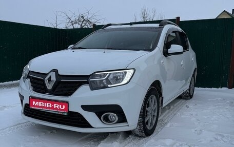 Renault Sandero II рестайлинг, 2019 год, 1 050 000 рублей, 1 фотография