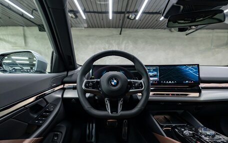 BMW 5 серия, 2024 год, 11 700 000 рублей, 16 фотография